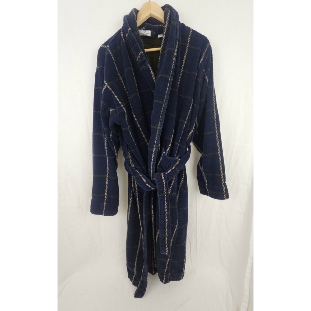 Vintage Geoffrey Beene robe in l/xl size. 100 cotton, made in Turkey.